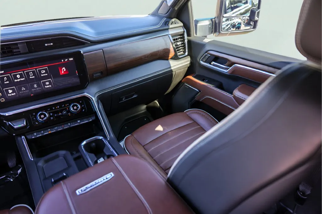 GMC Sierra photo 29