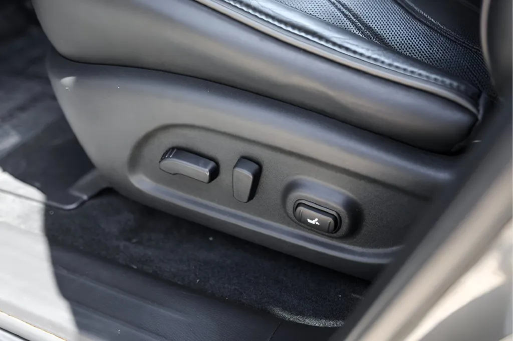 Infiniti QX60 photo 11