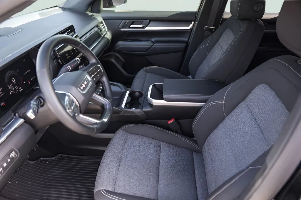 GMC Terrain photo 12