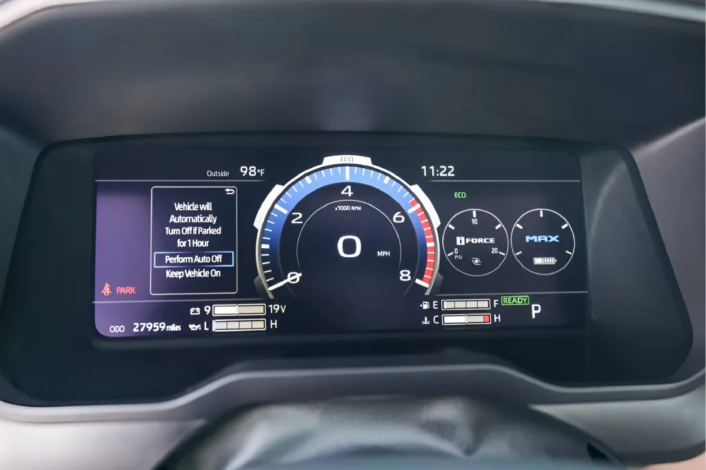 Toyota Tundra photo 13