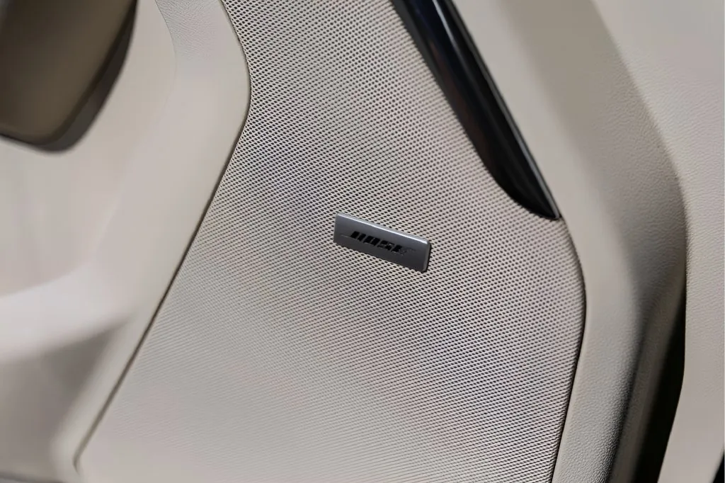 GMC Yukon XL photo 24