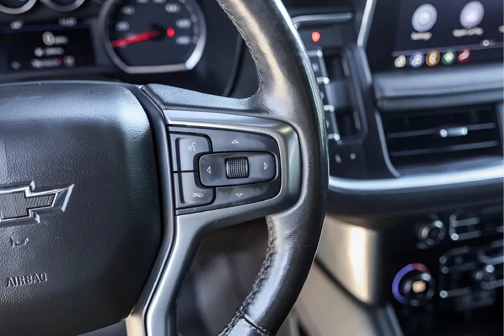 Chevrolet Tahoe photo 16