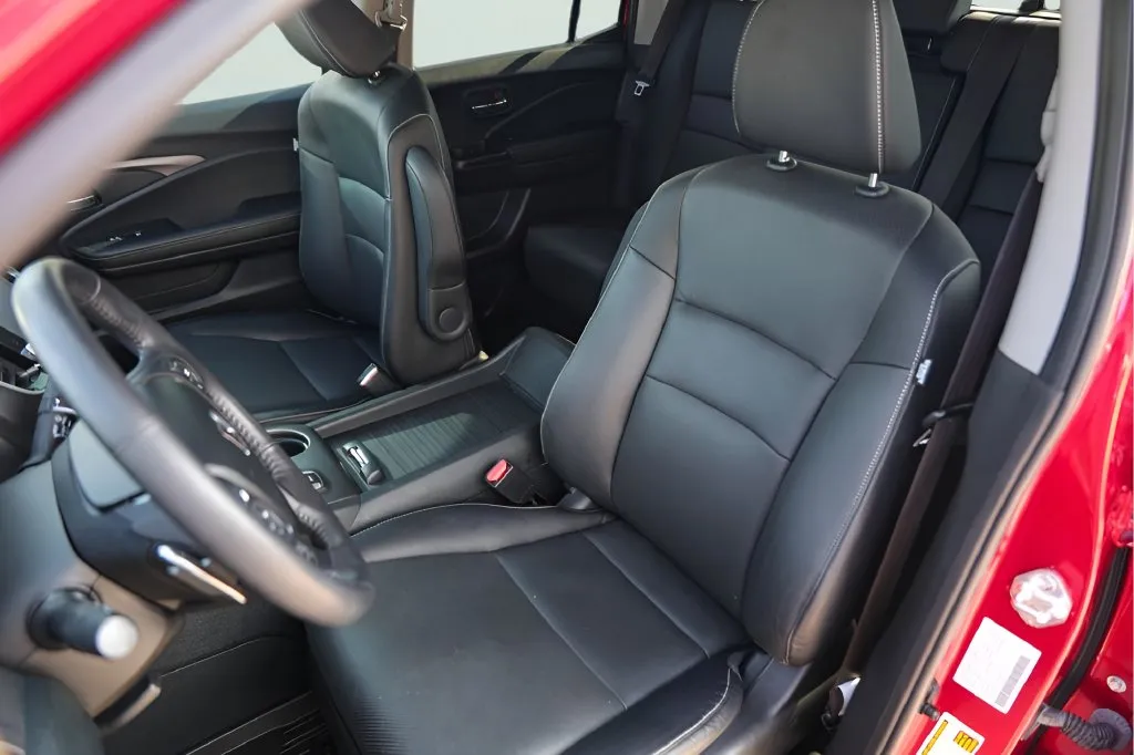 Honda Ridgeline photo 10