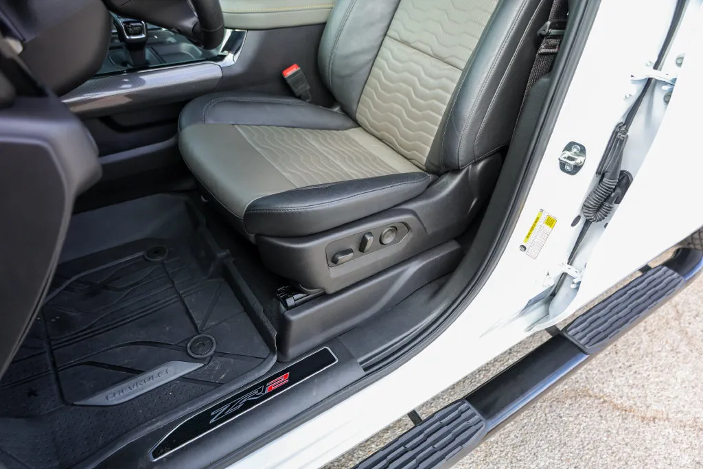 Chevrolet Silverado photo 10