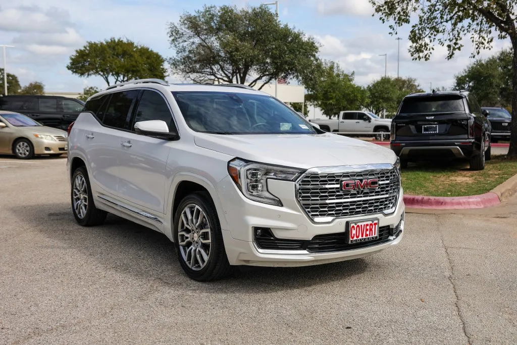 GMC Terrain photo 8