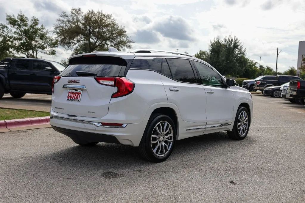 GMC Terrain photo 6