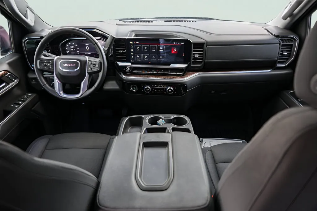 GMC Sierra photo 26