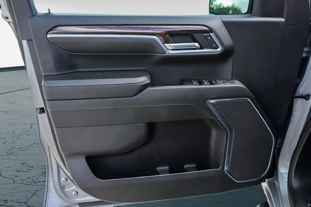 GMC Sierra photo 24