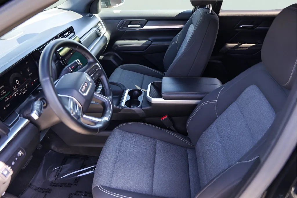 GMC Terrain photo 11