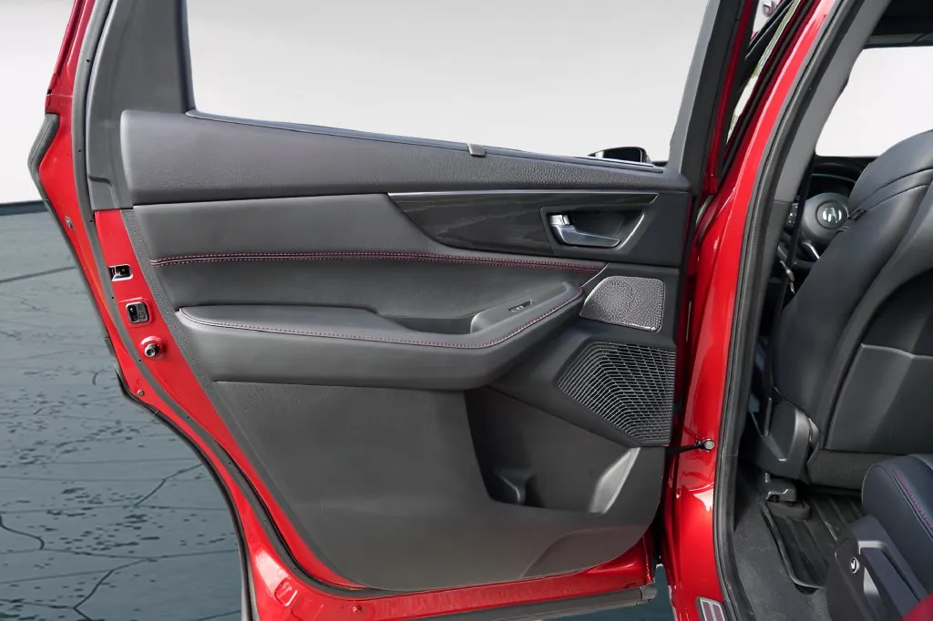 Acura MDX photo 33