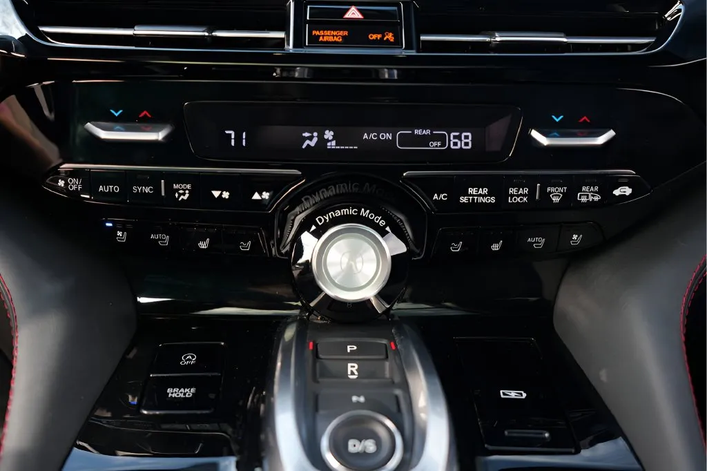 Acura MDX photo 20