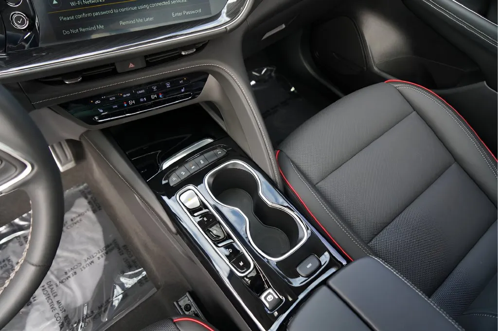 Buick Envision photo 18