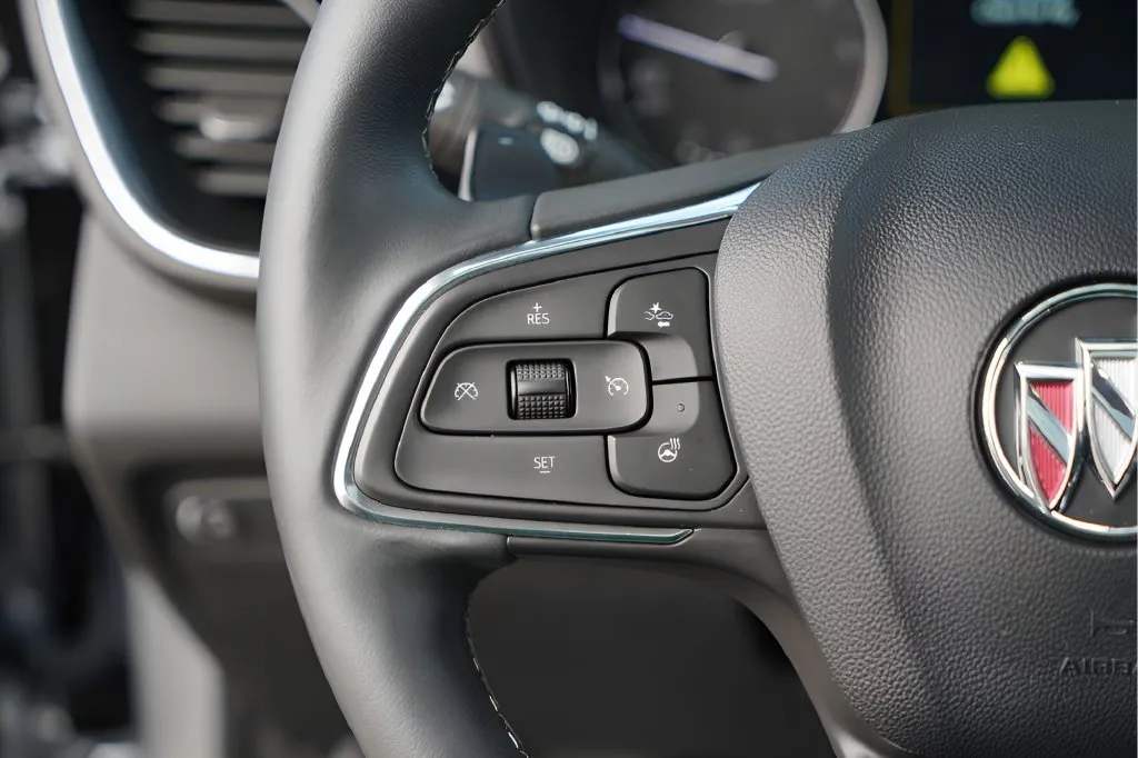 Buick Envision photo 13