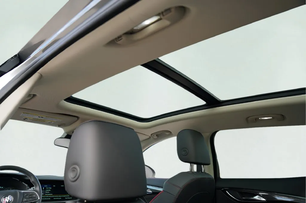 Buick Envision photo 29