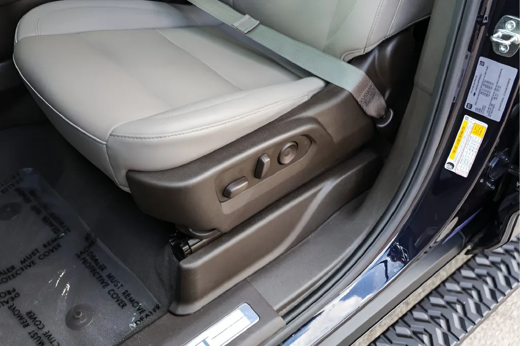 Chevrolet Tahoe photo 10