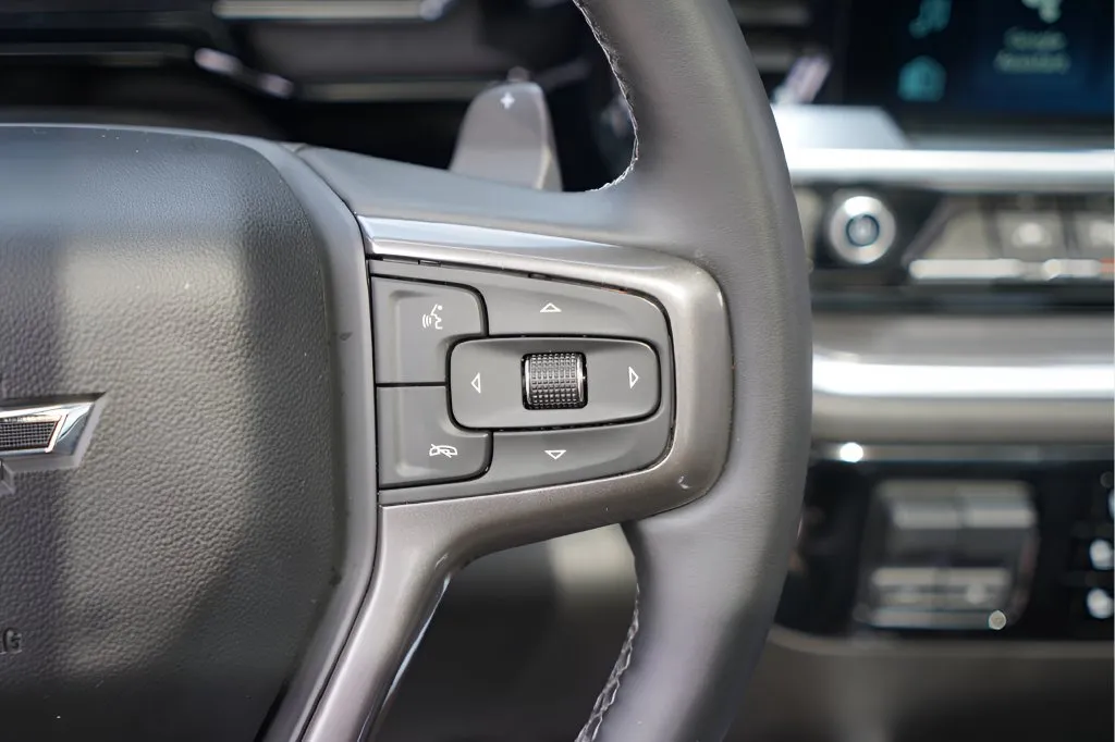 Chevrolet Silverado photo 14