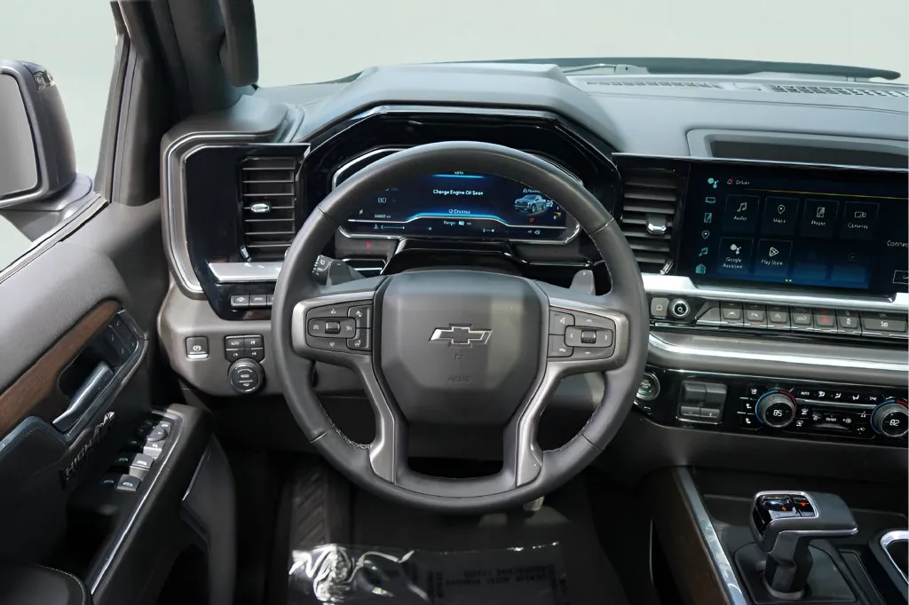 Chevrolet Silverado photo 26
