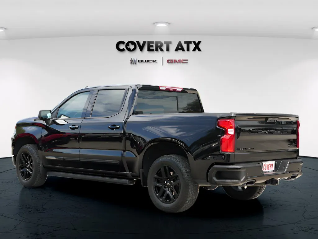 Chevrolet Silverado photo 5