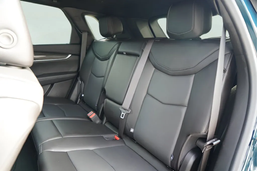 Cadillac XT5 photo 29