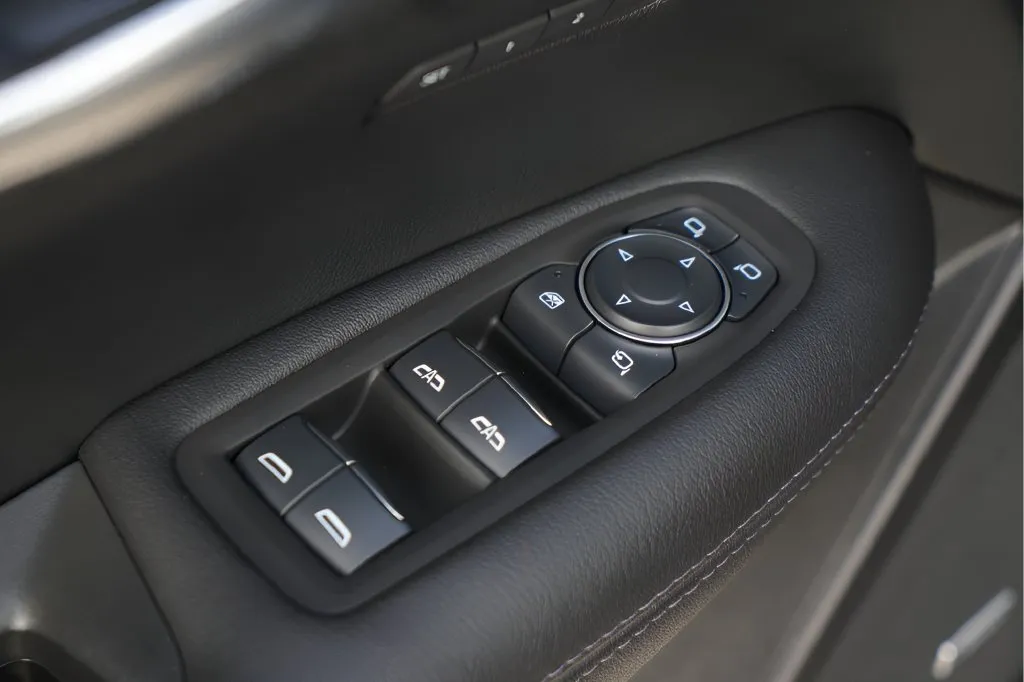 Cadillac XT5 photo 20