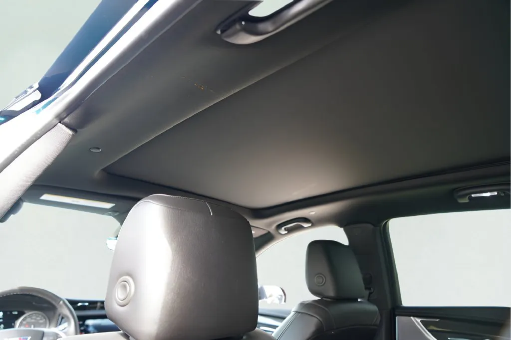 Cadillac XT5 photo 27