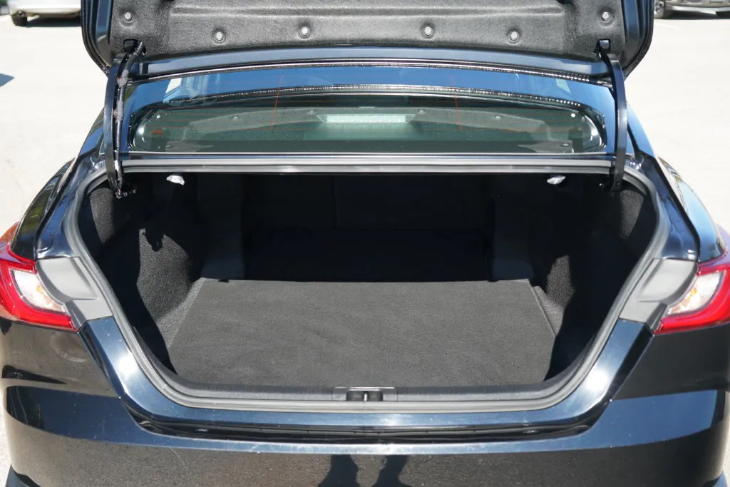 Toyota Camry photo 31