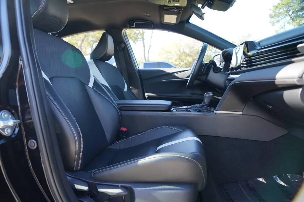Toyota Camry photo 22