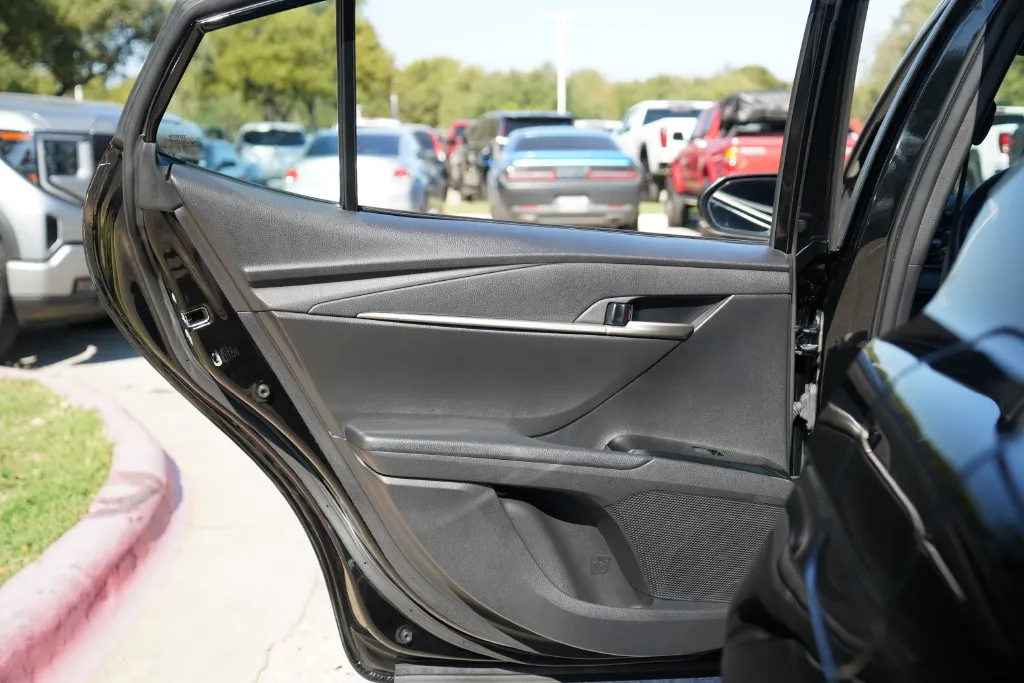 Toyota Camry photo 30