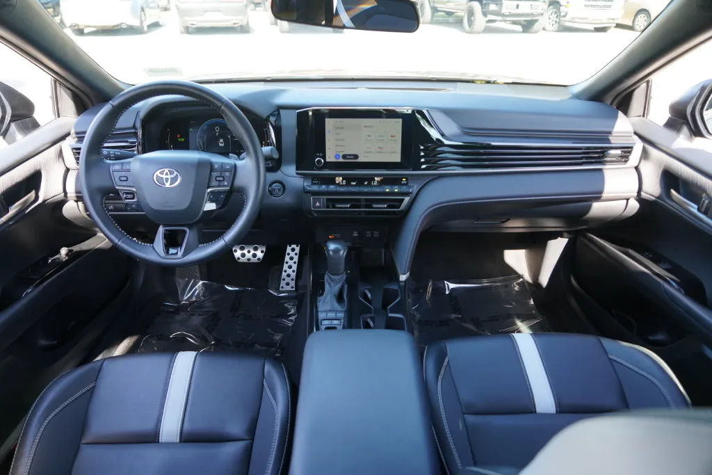 Toyota Camry photo 24