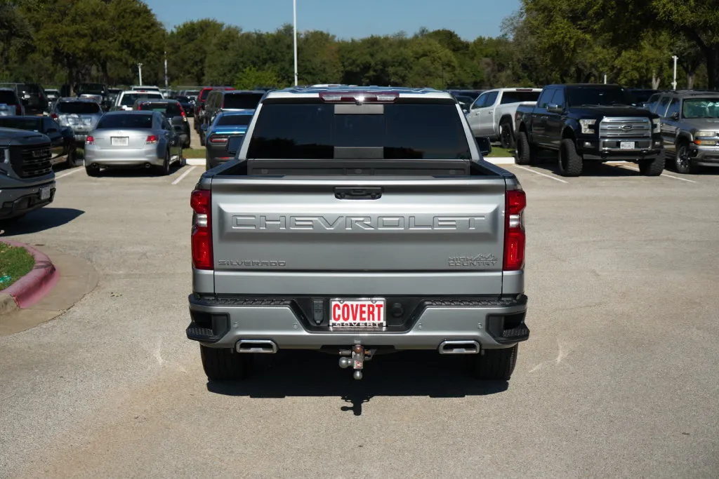 Chevrolet Silverado photo 6