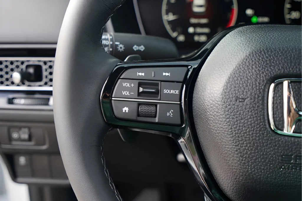Honda Civic photo 12