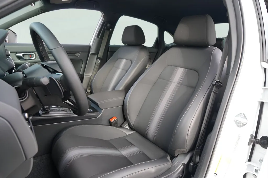 Honda Civic photo 10