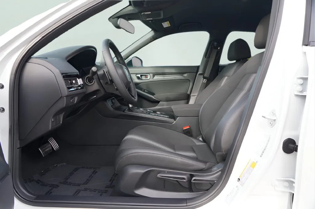 Honda Civic photo 9