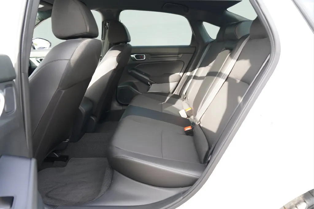 Honda Civic photo 29