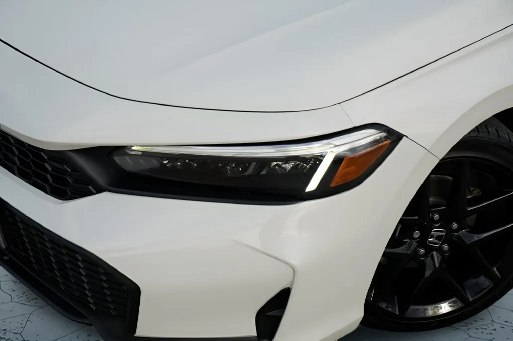 Honda Civic photo 2