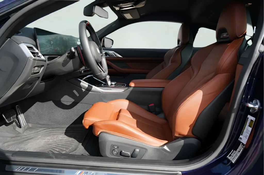 BMW M4 photo 10