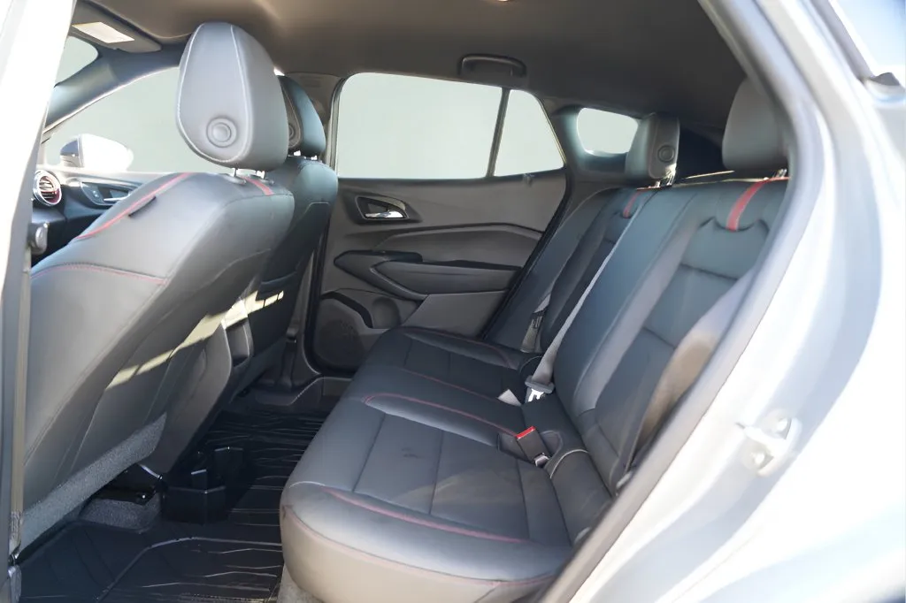 Chevrolet Trax photo 29
