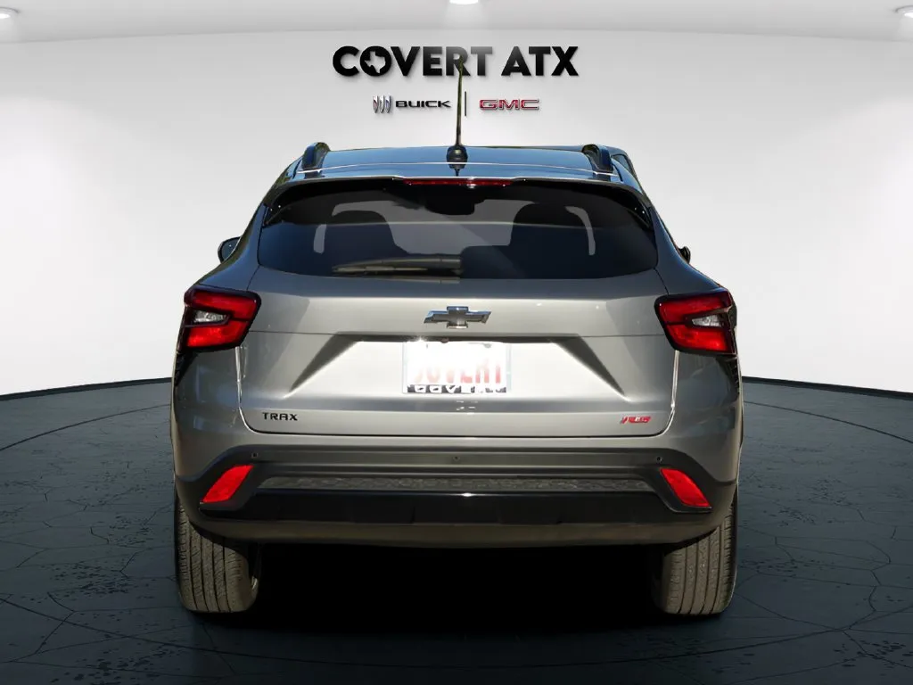 Chevrolet Trax photo 3