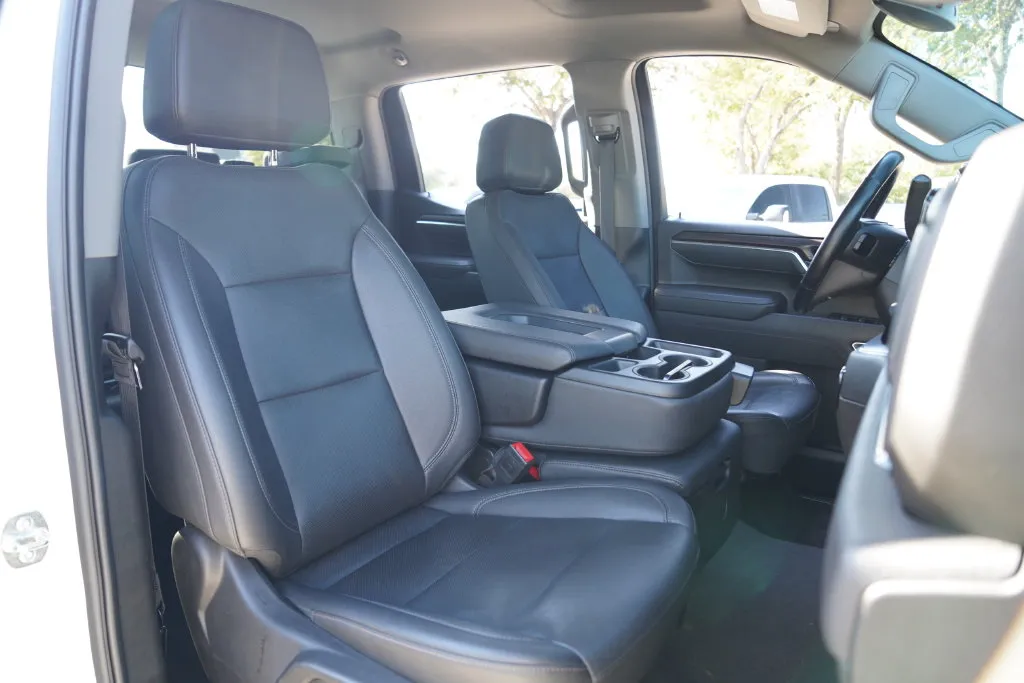 GMC Sierra photo 23