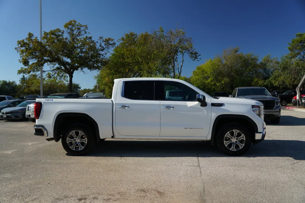 GMC Sierra photo 5