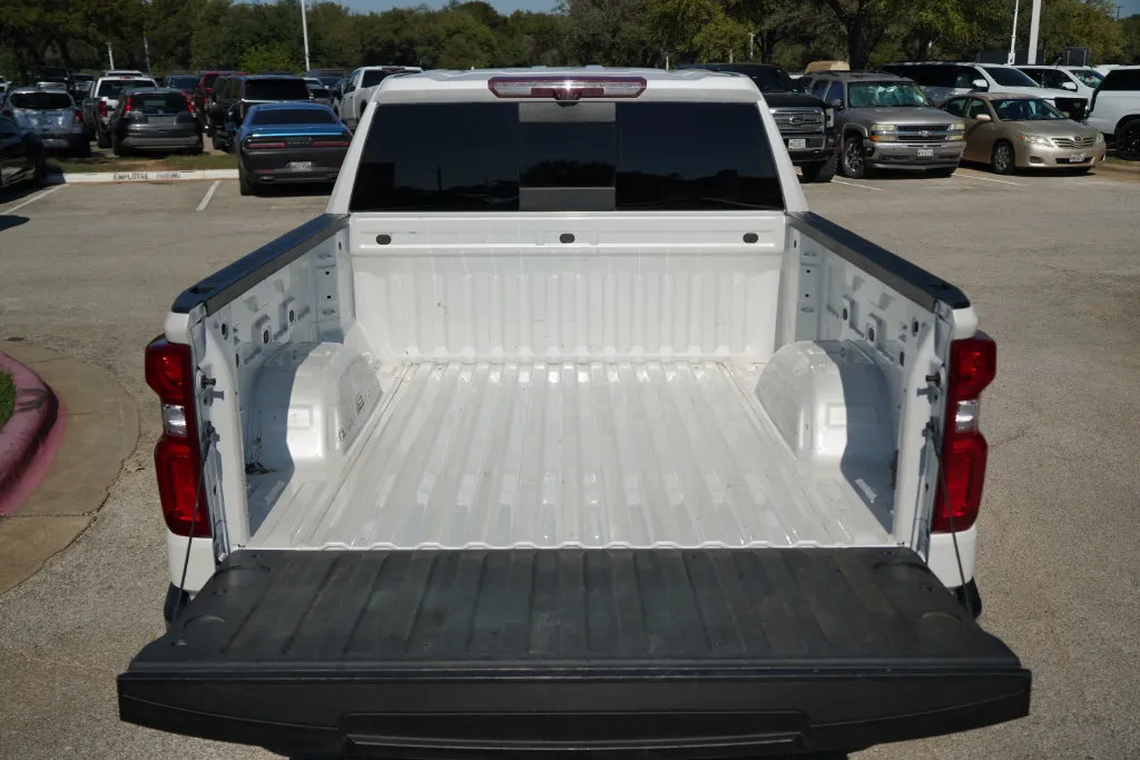 Chevrolet Silverado photo 31