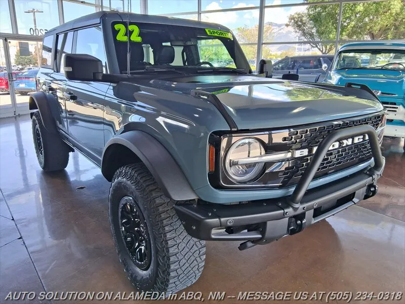 2022 Ford Bronco 4-Door Wildtrak's photo