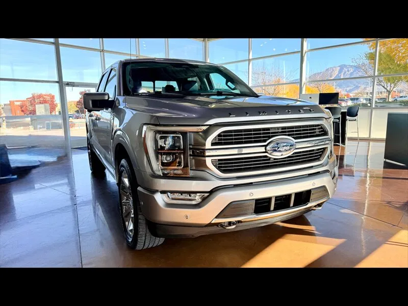 2021 Ford F-150 XLT's photo