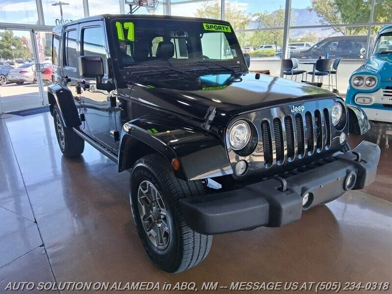 2017 Jeep Wrangler Unlimited Rubicon's photo