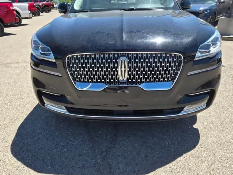 More photos of 2020 Lincoln Aviator Reserve at Truck Solutions NM, NM