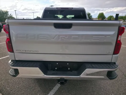 More photos of 2022 Chevrolet Silverado 1500 LT at Truck Solutions NM, NM