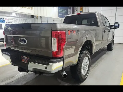 More photos of 2019 Ford F-250 Super Duty XLT at Truck Solutions NM, NM