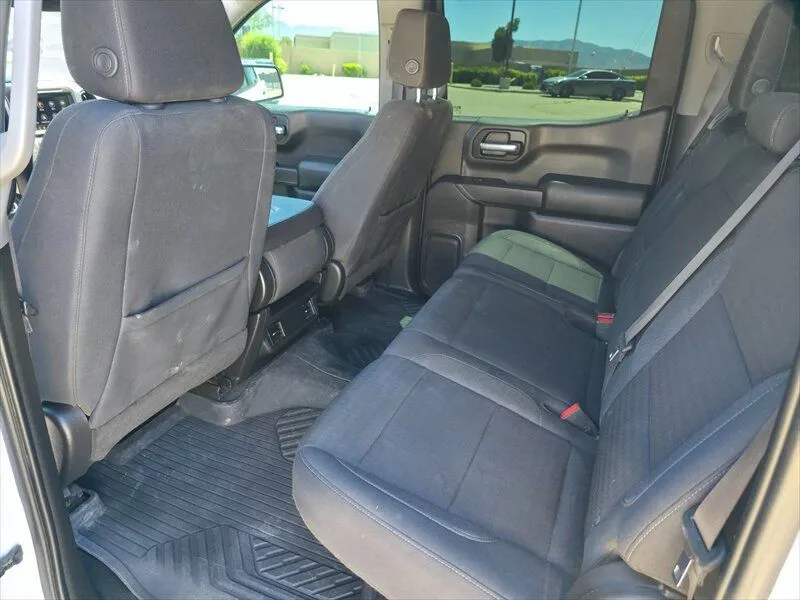 2023 Chevrolet Silverado 1500 Custom - Photo 18