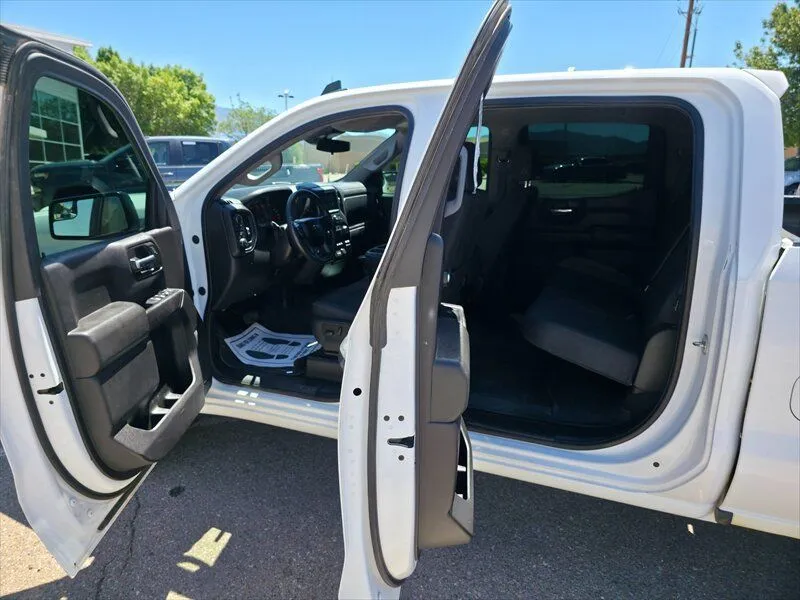 2023 Chevrolet Silverado 1500 Custom - Photo 13