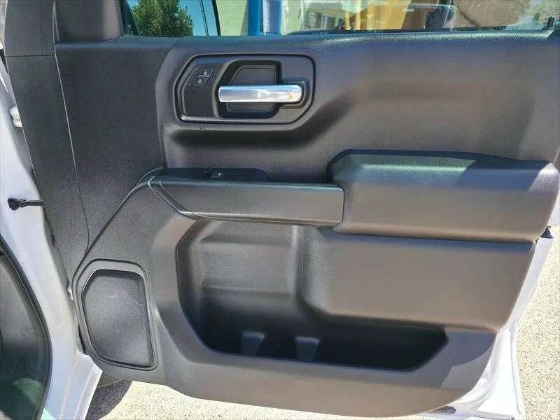 2023 Chevrolet Silverado 1500 Custom - Photo 21
